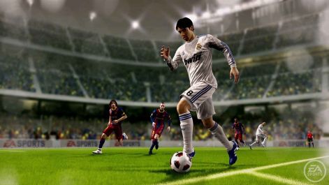 1070_fifa11_x360_kaka_rain.jpg